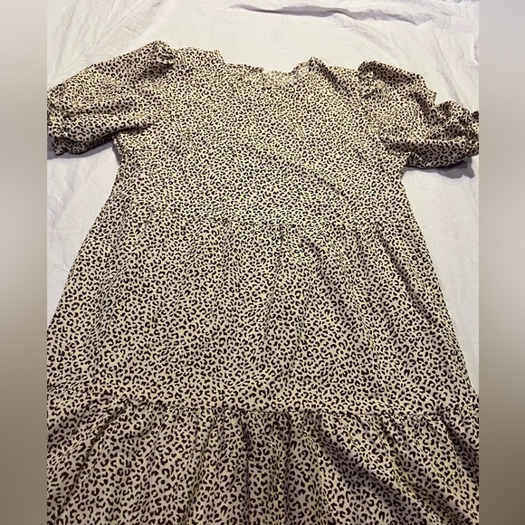 Cheetah/Leopard Maxi Dress - Picture 2 of 9